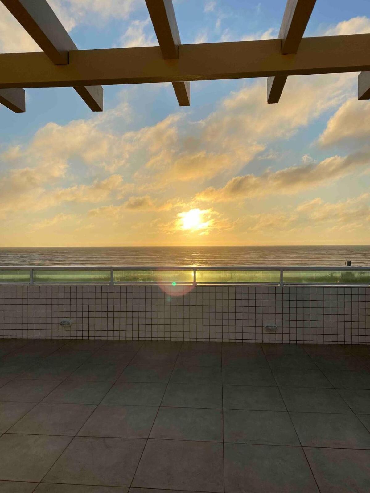 Casa Pe Na Areia Cabo Frio